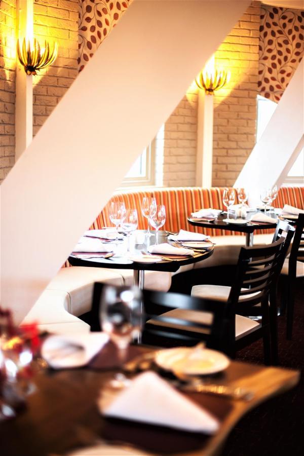 Blunsdon House Hotel, Bw Premier Collection Суиндон